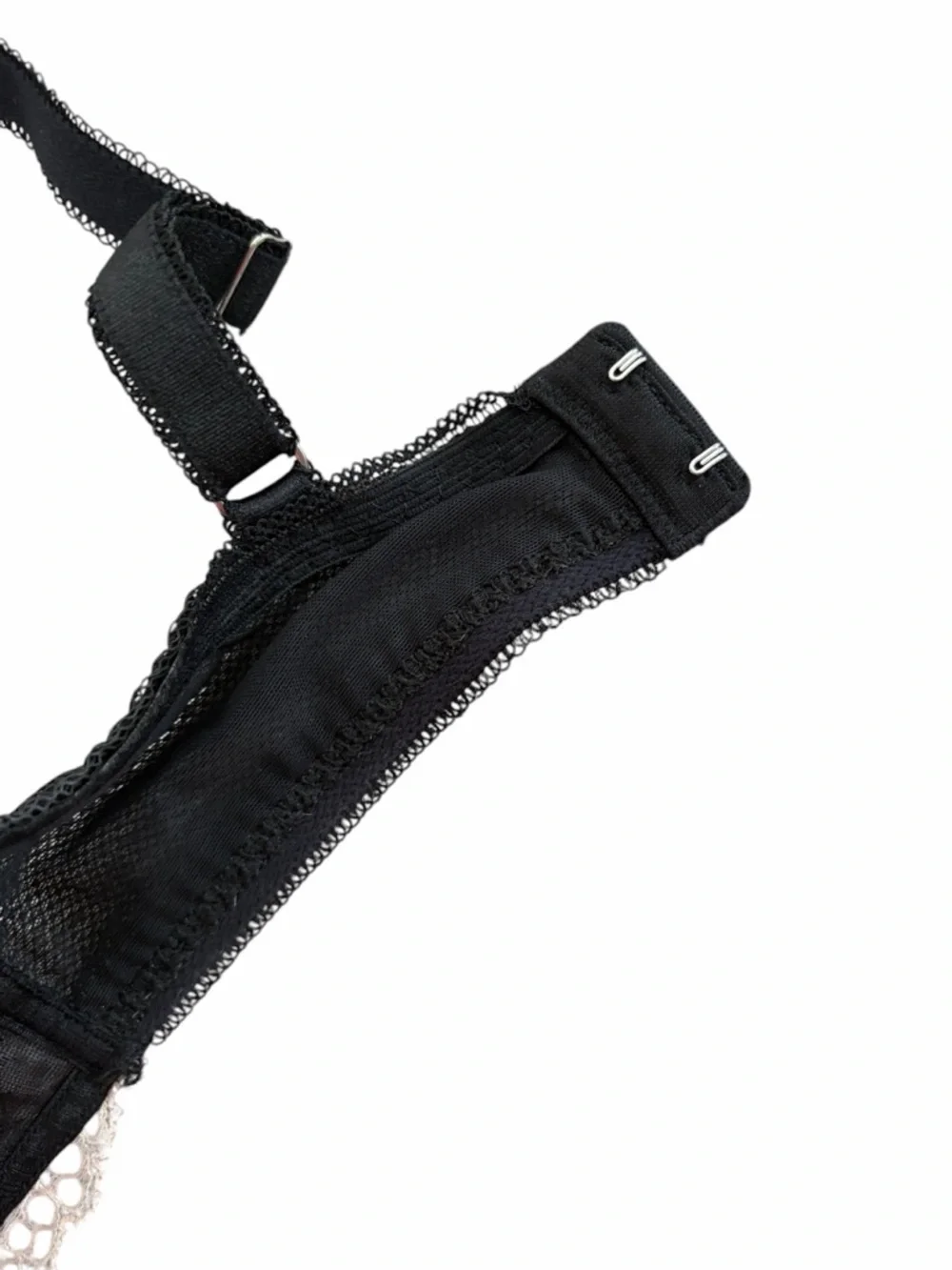 Victoria's Secret Black Bra with Ivory Lace Overlay 32DD - Picture 4 of 6